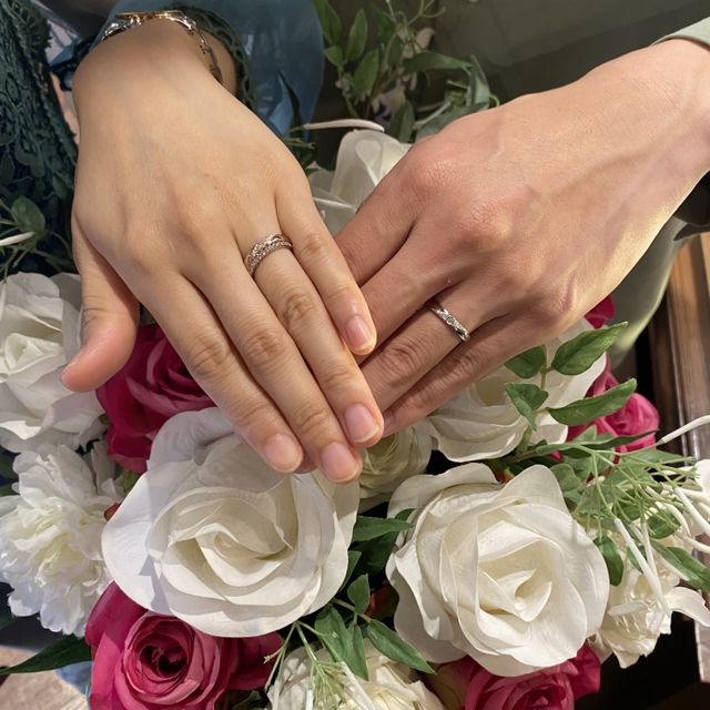 【TANZO.(鍛造指輪)の口コミ】 サンプルを見せていただいた時にスターダストの輝きが大変気に入りました…