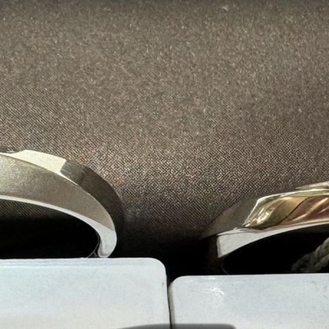 【アイプリモ(I-PRIMO)の口コミ】 デザインが少し個性的で、人と被らないかなと思います。男性の指輪はマッ…