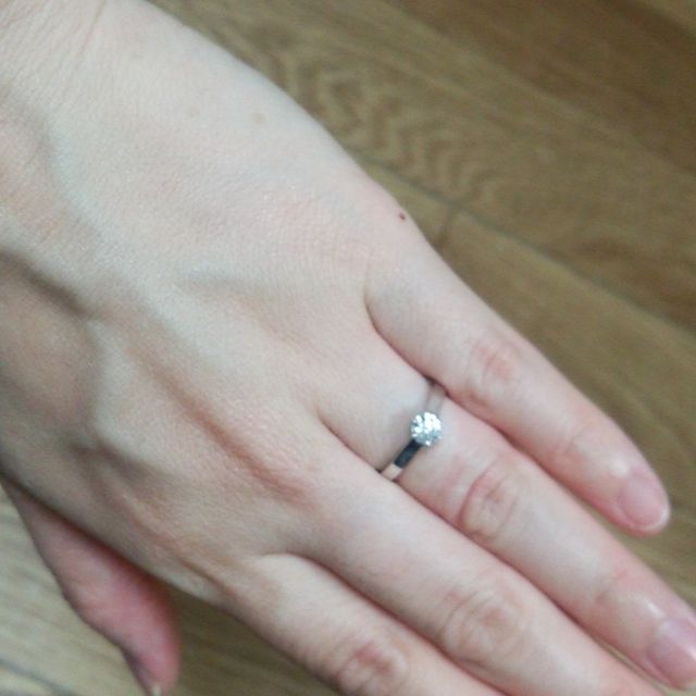 【MIKIMOTO(ミキモト)の口コミ】 婚約指輪をもらうなら、ミキモトが良いと昔から思っていました。日本のメ…