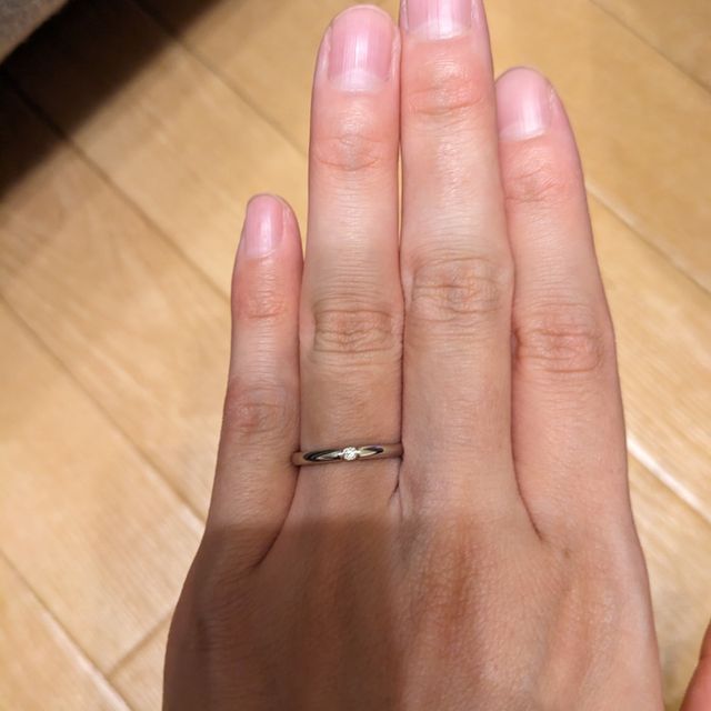 【アイプリモ(I-PRIMO)の口コミ】 ストレート、ダイヤモンド一粒のシンプルなデザインを探してました。
数店…