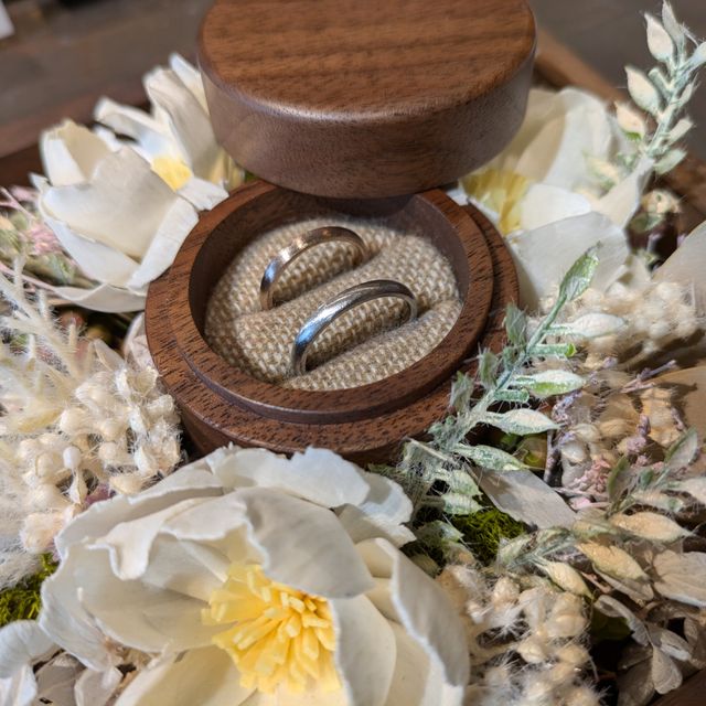 【鎌倉彫金工房の口コミ】 デザインは基本的にシンプルです。色はピンクゴールドを選びましたがとて…