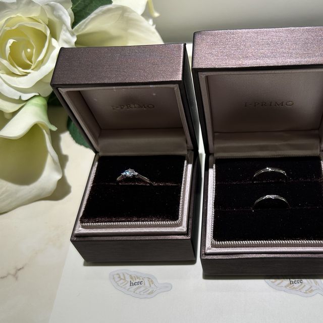 【アイプリモ(I-PRIMO)の口コミ】 婚約指輪は一目惚れしたデザインを購入。
結婚指輪は担当してくださった方…