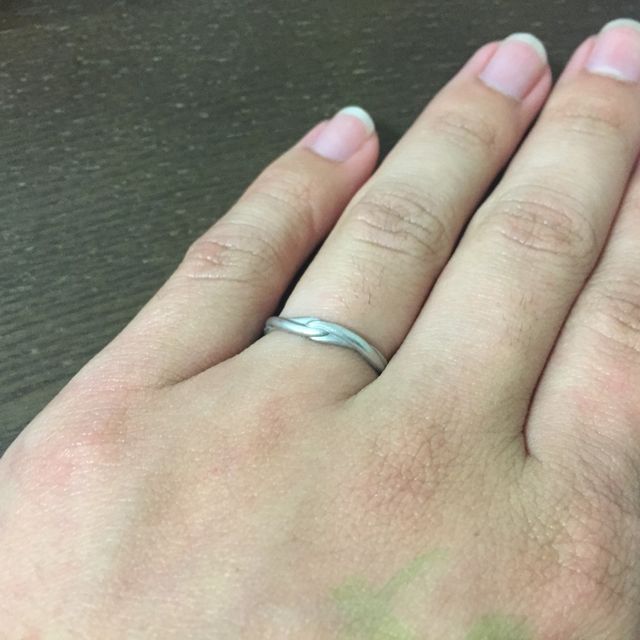 【STAR JEWELRY(スタージュエリー)の口コミ】 仕事でパソコンを使う機会が多い為、なるべく付けいていても気にならない…