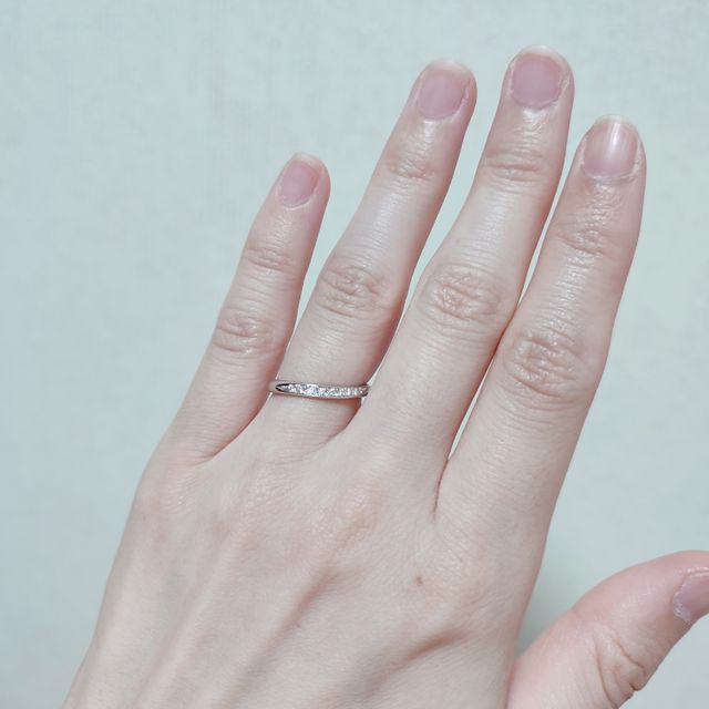 【宝寿堂(ほうじゅどう)の口コミ】 私の指(手)の形を見て、店員さんが、直線的なデザインよりねじれが入った…