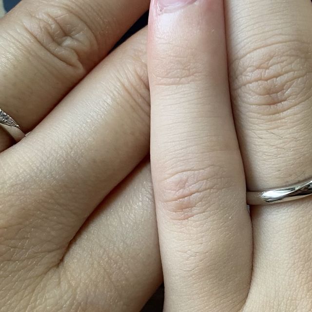 【銀座ダイヤモンドシライシの口コミ】 ・着け心地が良すぎる
・付けていても指周りが痛くない
・シンプルながら…