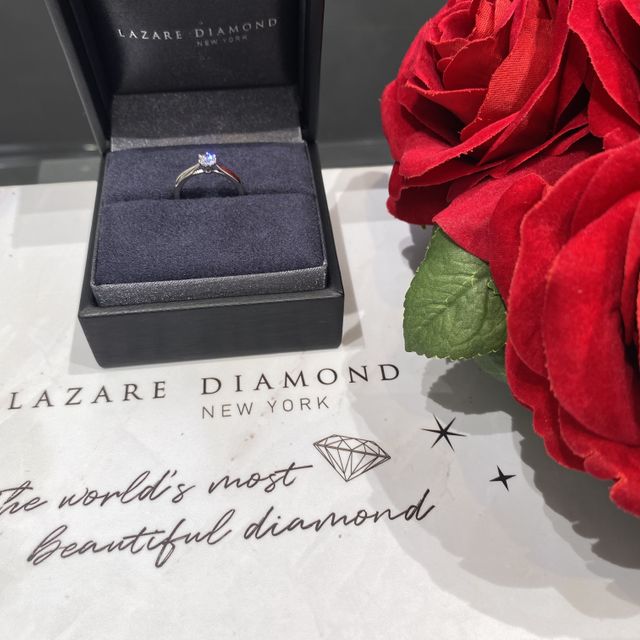 【ラザール ダイヤモンド(LAZARE DIAMOND)の口コミ】 プロポーズの際にダイヤモンドだけプレゼントしていただき、後日リングの…
