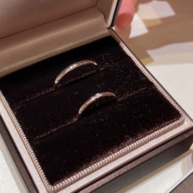 【アイプリモ(I-PRIMO)の口コミ】 シンプルな指輪を探していて、直感的にこれだ！と購入決定しました。職業…