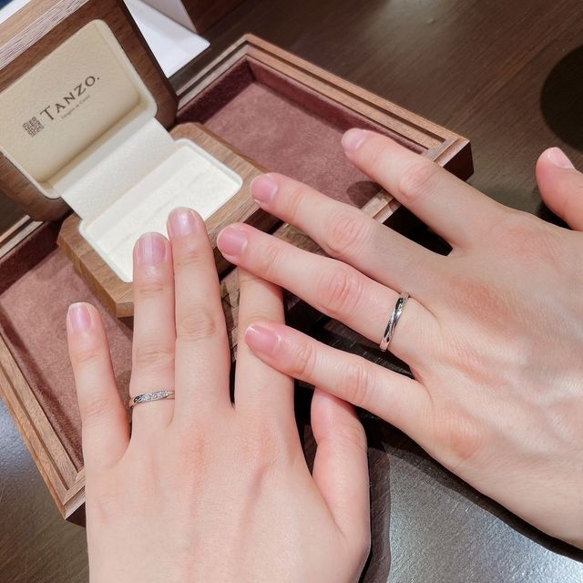 【TANZO.(鍛造指輪)の口コミ】 デザインが良く、手が綺麗にみえるのがおすすめのポイントです。また、ミ…