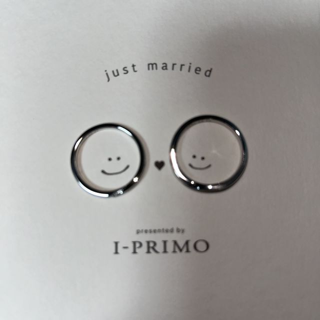 【アイプリモ(I-PRIMO)の口コミ】 派手すぎずシンプルすぎないデザインを探していたので、どの指輪も素敵だ…