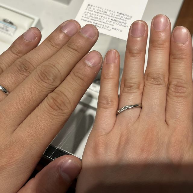 【銀座ダイヤモンドシライシの口コミ】 様々なタイプの指輪があり、色々試着してみながら自分の好みの物を絞って…