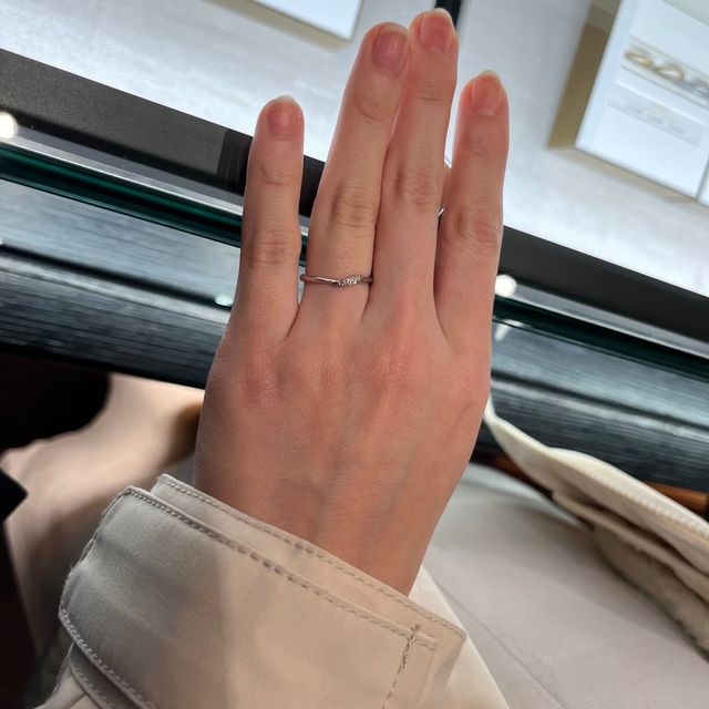 【JKPLANET(JKプラネット)の口コミ】 指輪のデザインがすごく好みに感じたのと、
色んな種類のブランドを見比べ…