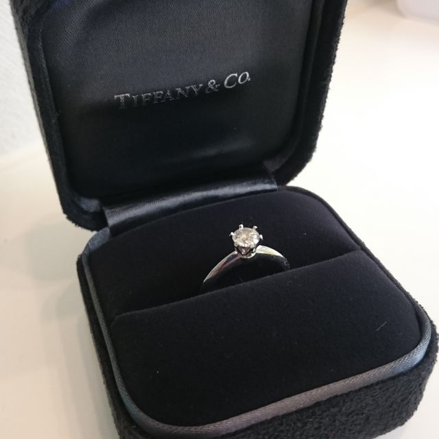 【ティファニー(Tiffany & Co.)の口コミ】 彼がサプライズで購入してくれました。一緒に買いに行こうとデザインにつ…