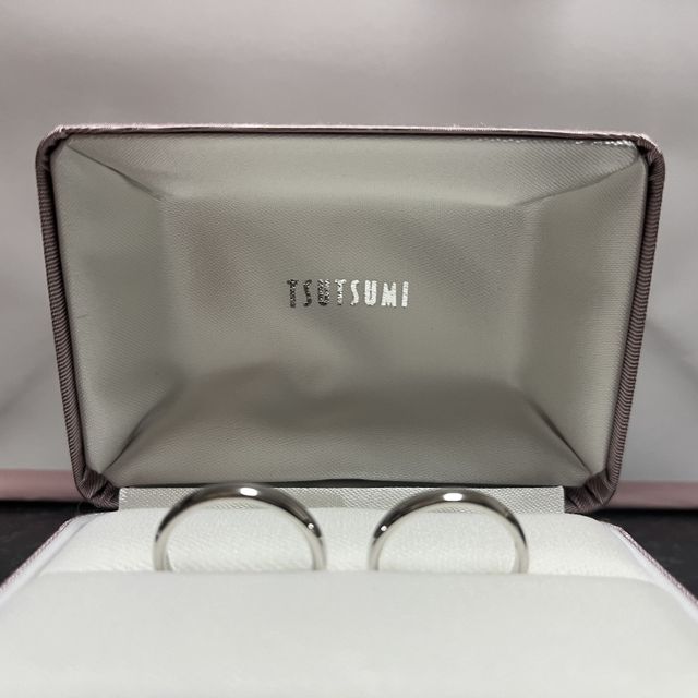 【ジュエリーツツミ(JEWELRY TSUTSUMI)の口コミ】 大きなショッピングモールで沢山の指輪を試着してシンプルで一生飽きない…