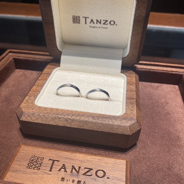 【TANZO.(鍛造指輪)の口コミ】 自分好みに指輪のデザインを指定して作り込むことができるので、満足した…
