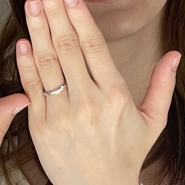 【アイプリモ(I-PRIMO)の口コミ】 手元が綺麗に見えるしぱっと見がとても気に入っています！
シンプルでつけ…