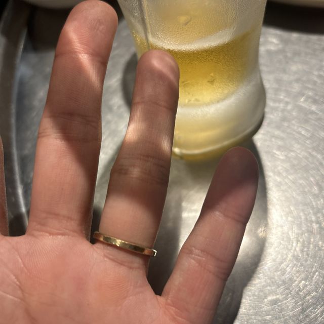 【CRAFY(クラフィ)の口コミ】 石が3石まで無料なのでカスタマイズしやすい、鏡面木目柄など柄も選べて良…