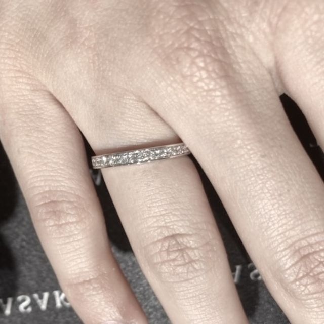 【TASAKI(タサキ)の口コミ】 ハーフエタニティのデザインで探していたこともあり、TASAKIさんではこち…