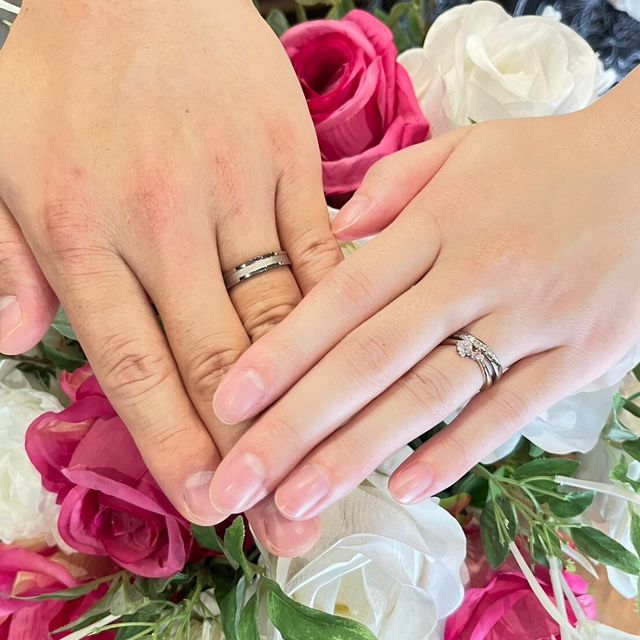 【TANZO.(鍛造指輪)の口コミ】 セミオーダーなので、ある程度自分たちの好きなデザインにできました。
指…