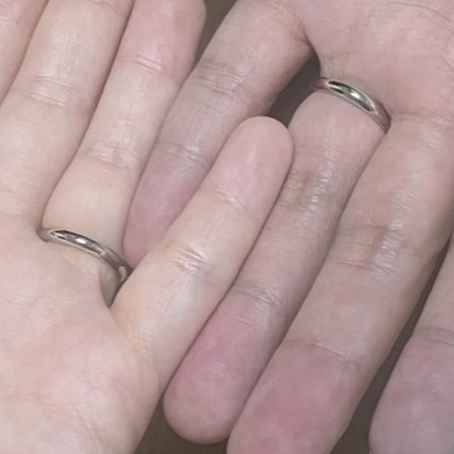 【ケイウノ ブライダル(K.UNO BRIDAL)の口コミ】 刻印のオプションや純糸結びで、誰ともかぶらない世界にひとつだけの指輪…
