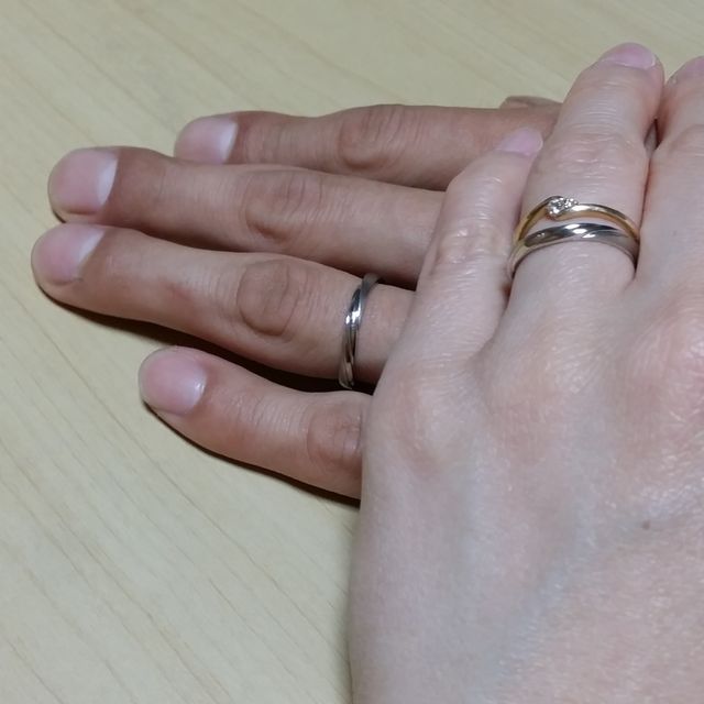 【COLANY(コラニー)の口コミ】 お店を何件かまわってみましたが、なかなか自分の好きなデザインがなく、…