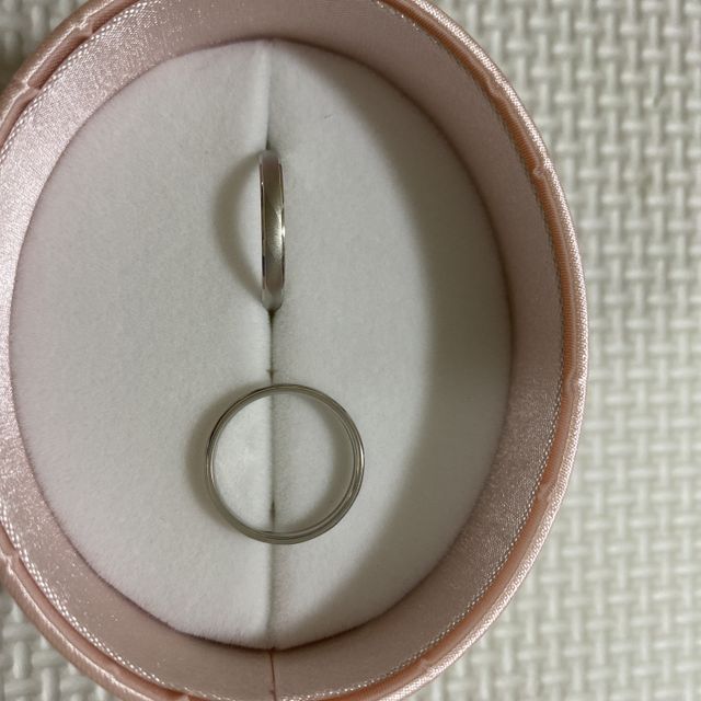 【insembre(インセンブレ)の口コミ】 ダイヤがついていないものを選びましたが、付いていても控えめで可愛かっ…