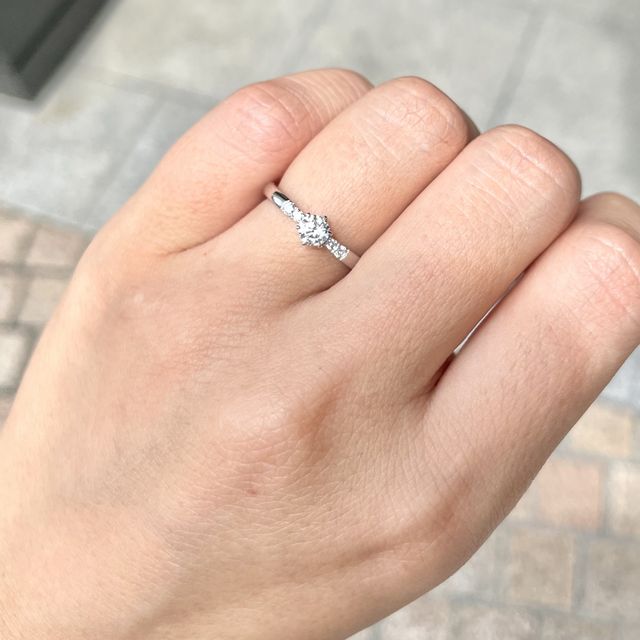 【アイプリモ(I-PRIMO)の口コミ】 webサイトで様々なデザインを確認してお店に伺いましたが、私も配偶者も一…