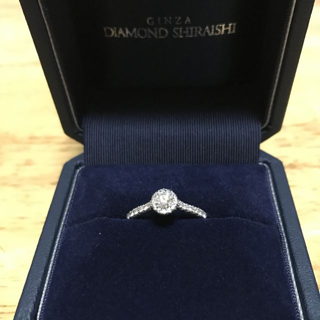 【銀座ダイヤモンドシライシの口コミ】 色々な種類の指輪を見せて頂きましたが、やはり第一印象の１番良かったこ…