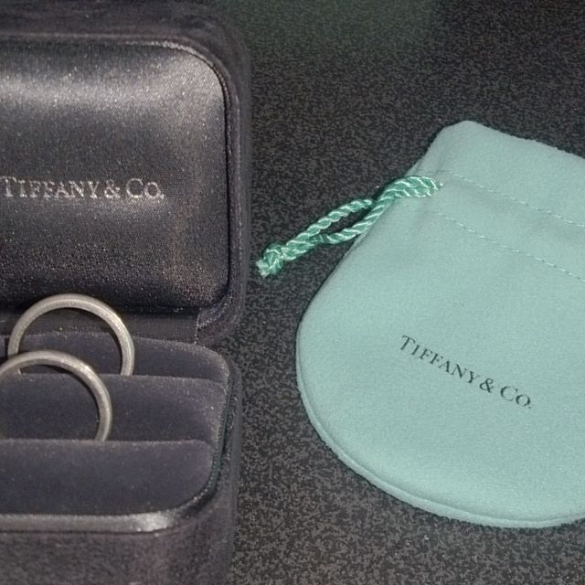 【ティファニー(Tiffany & Co.)の口コミ】 流行りのダイヤ入りなども試着しましたが、毎日身に着ける指輪としては脱…