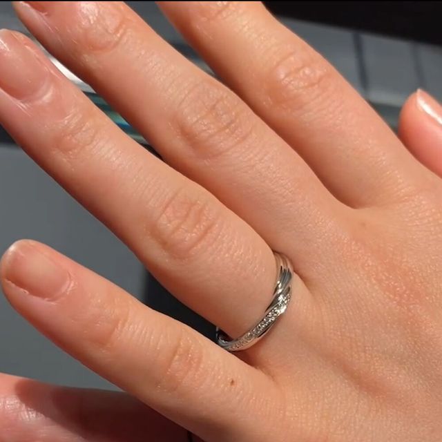 【エクセルコダイヤモンド(EXELCO DIAMOND)の口コミ】 デザインが豊富でミル打ちのデザインは職人がこだわって作成しているらし…