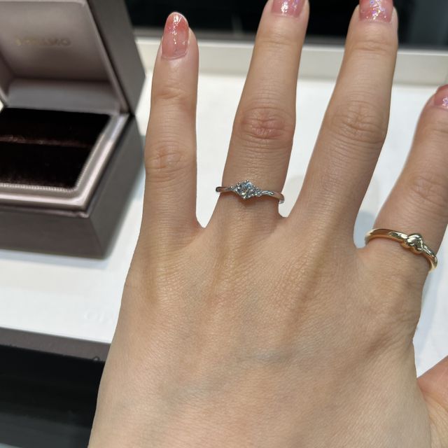 【アイプリモ(I-PRIMO)の口コミ】 リングは細くてデザインがシンプルな指輪を探していて、アイプリモでこの…