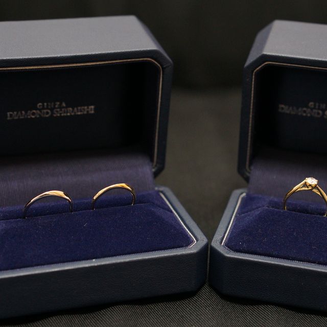 【銀座ダイヤモンドシライシの口コミ】 結婚指輪と婚約指輪を重ねて着けた時の一体感や見た目。歳をとったときを…