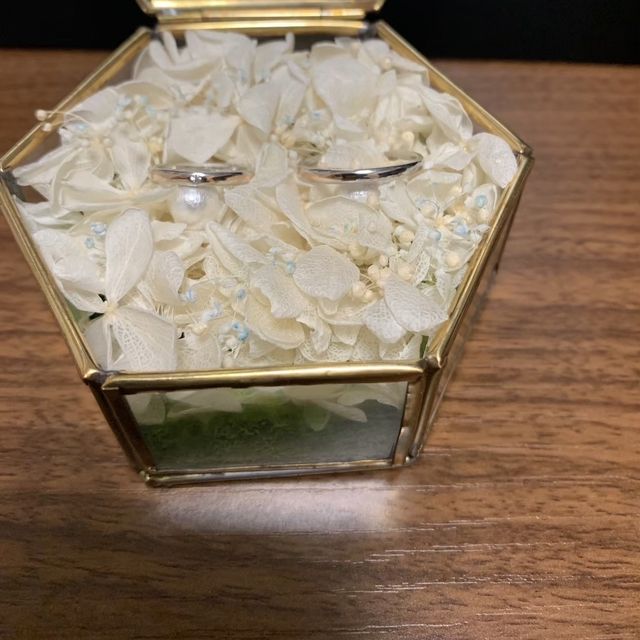 【エクセルコダイヤモンド(EXELCO DIAMOND)の口コミ】 シンプルで飽きのこないデザインが何よりのお気に入りポイントです。
ピン…