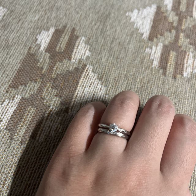 【アイプリモ(I-PRIMO)の口コミ】 シンプルなので重ね付けもできて他のファッションアクセサリーとも合いま…