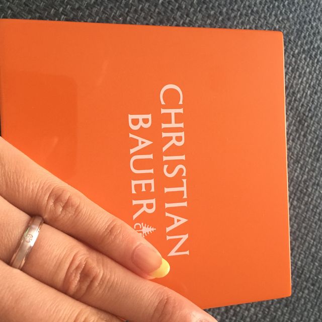 【CHRISTIAN BAUER(クリスチャンバウアー)の口コミ】 なんといっても着け心地に一目惚れ。指輪の内側の滑らかさが指にフィット…