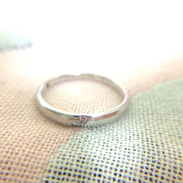 【LEGAN(レガン)の口コミ】 ツインズキューピッドという１つのダイヤから２つの指輪を作るというシリ…