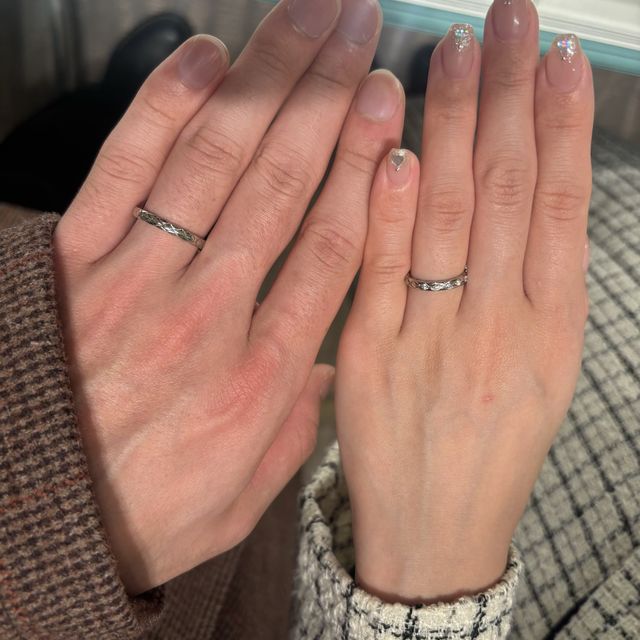 【シャネル(CHANEL)の口コミ】 シャネルでとても有名な形で、ダイヤ付きのものがあり結婚指輪にする人も…