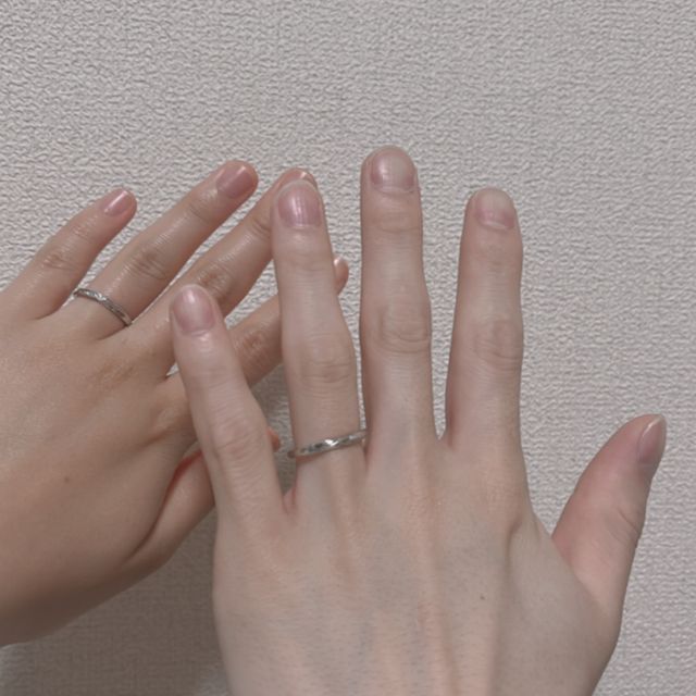 【4℃ BRIDAL(ヨンドシーブライダル)の口コミ】 太すぎず、細すぎず着用しやすいデザインです！
サイズも0.5号まで微調整…