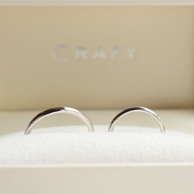 【CRAFY(クラフィ)の口コミ】 ２つは決して同じ指輪では無いですが、2人で同じ場所で同じ時間に作った大…