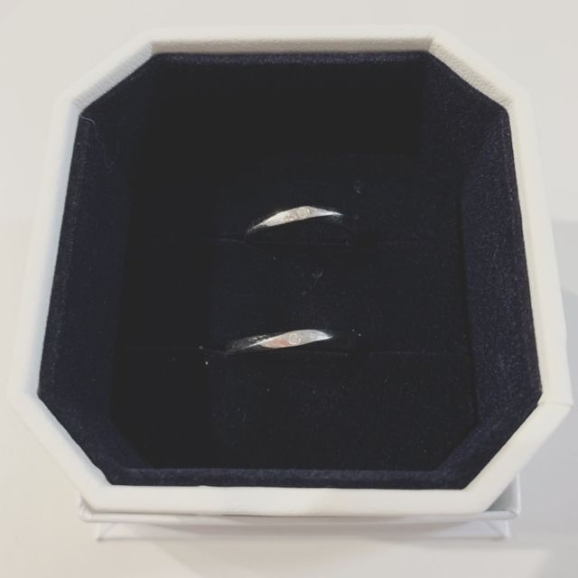 【4℃ BRIDAL(ヨンドシーブライダル)の口コミ】 波打つような形で、とても指馴染みが良いです。着用時の違和感がありませ…