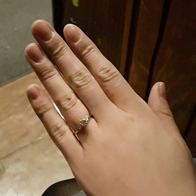 【JEWELRY  KAMATA(ジュエリーかまた)の口コミ】 色々なデザインを検討し、最高のお気に入りのリングができあがりました!
…