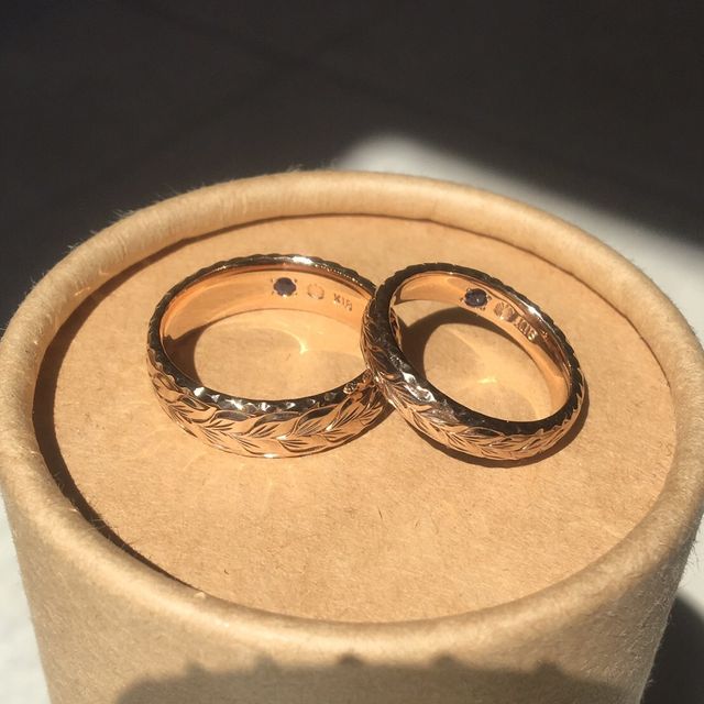 【Makana(マカナ)の口コミ】 主人が幅の広いものがいいと言っていて、私はハワイアンジュエリーが好き…