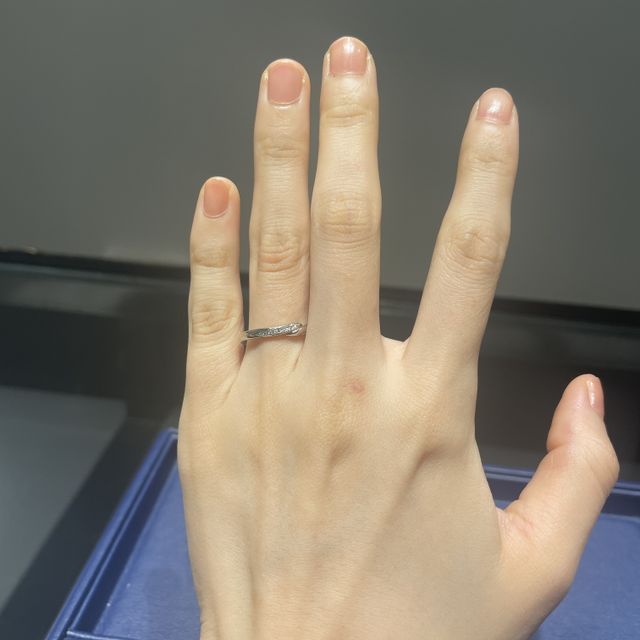 【銀座ダイヤモンドシライシの口コミ】 可愛くて手にフィットしたのが1番の決め手です！他のブランドも含めて色々…