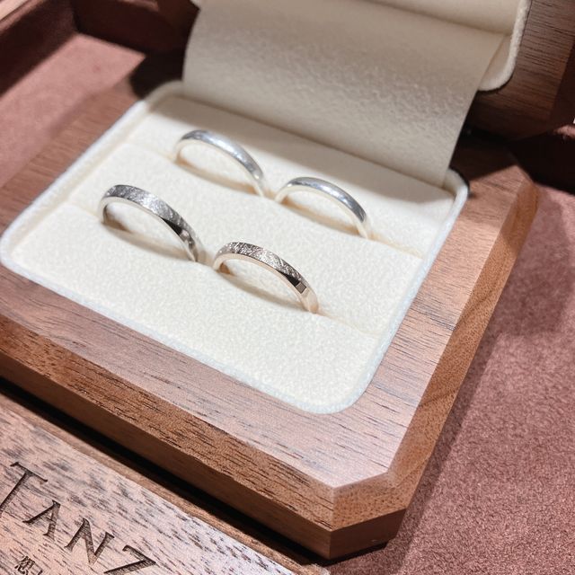 【TANZO.(鍛造指輪)の口コミ】 セミオーダーで、3種類の面を作っていただきました。
加工なども沢山相談…