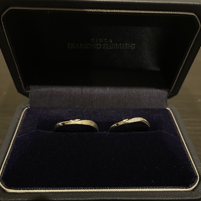 【銀座ダイヤモンドシライシの口コミ】 いろんなデザインがあり、
いろんな価格のものがあり、
予算や自分たちの…