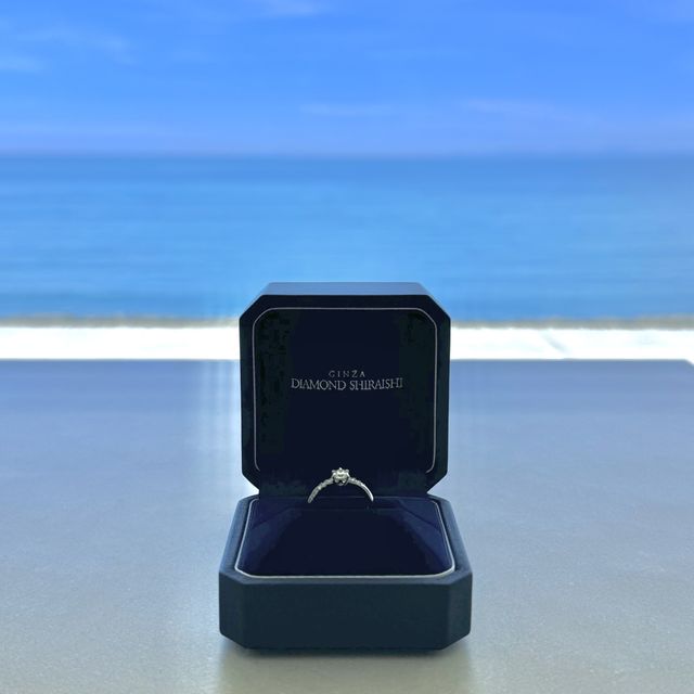 【銀座ダイヤモンドシライシの口コミ】 デザインがゴージャスで指が綺麗にみえる
デザインが豊富
角度によって光…