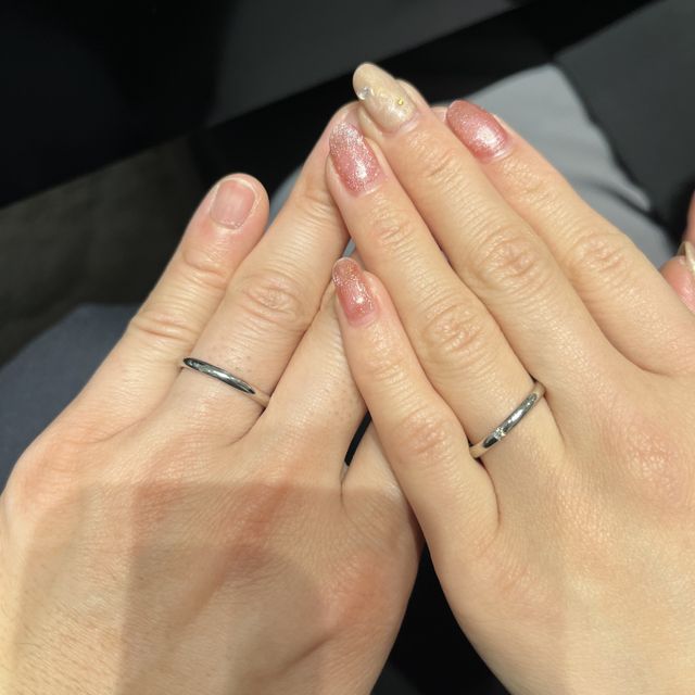 【銀座ダイヤモンドシライシの口コミ】 指輪のデザイン、テイストについては、シンプルなデザイン、素材はプラチ…