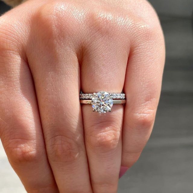 【DIALLURE(ディアリュール)の口コミ】 はじめダイヤモンドの指輪で探していましたが、パートナー(アメリカ人)か…