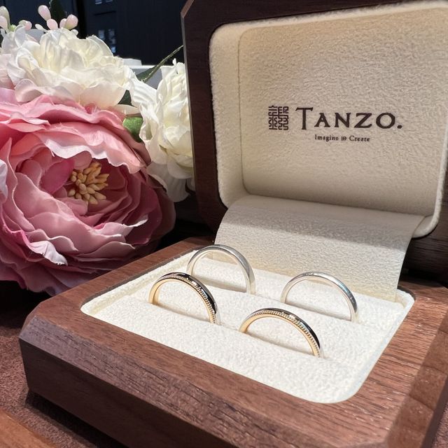 【TANZO.(鍛造指輪)の口コミ】 自分たちで好きなデザインにすることができることがおすすめ
職人さんたち…