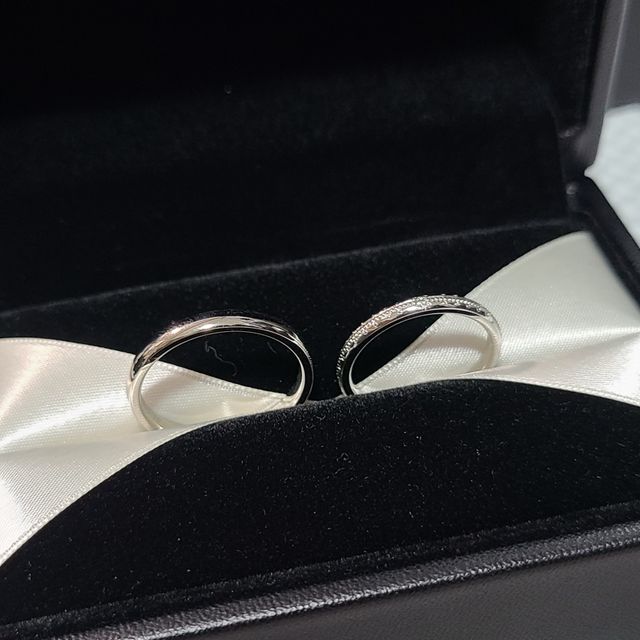 【エクセルコダイヤモンド(EXELCO DIAMOND)の口コミ】 男性はシンプルなデザインで、女性は少しアクセントを加えたデザインで選…