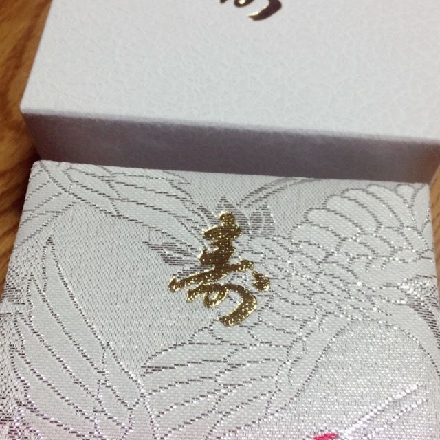 【カオキ　ダイヤモンド専門卸直営店の口コミ】 とにかくキラキラしている指輪がよくて、メレを選択しました。デザインも…